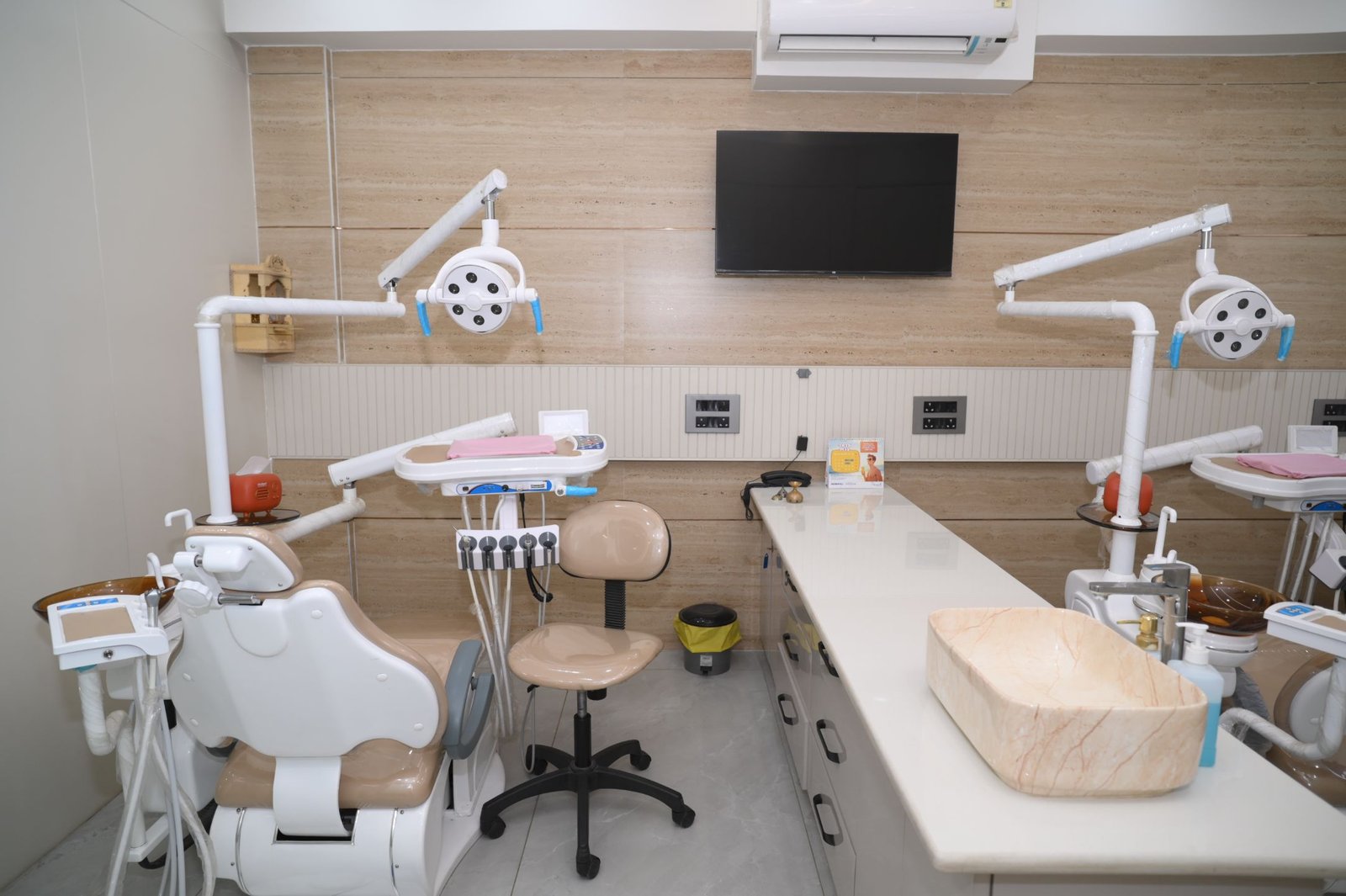 Why Choose Dr. Neelam